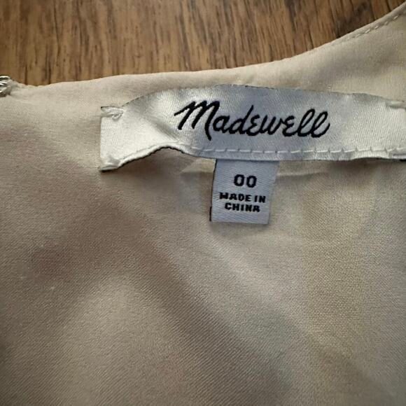 Madewell Silk Clover Button Front Dress in fresh strawberries lined v neck - Picture 9 of 11